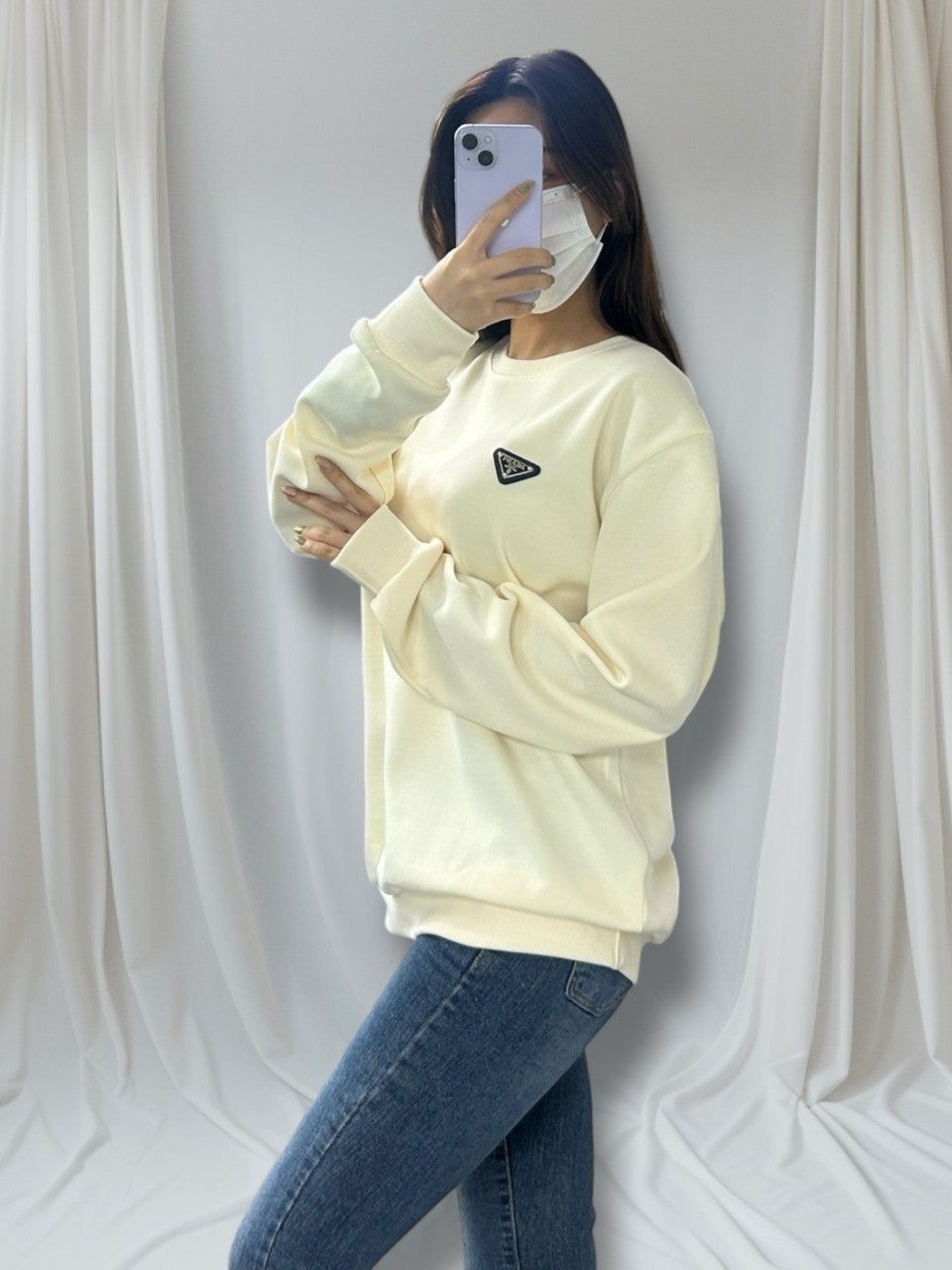 프라다 맨투맨-