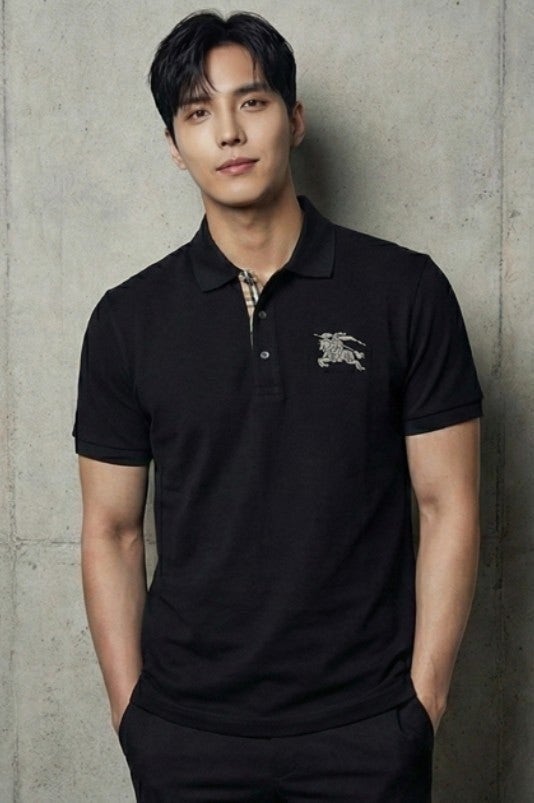 버버리 빅로고 카라 반팔