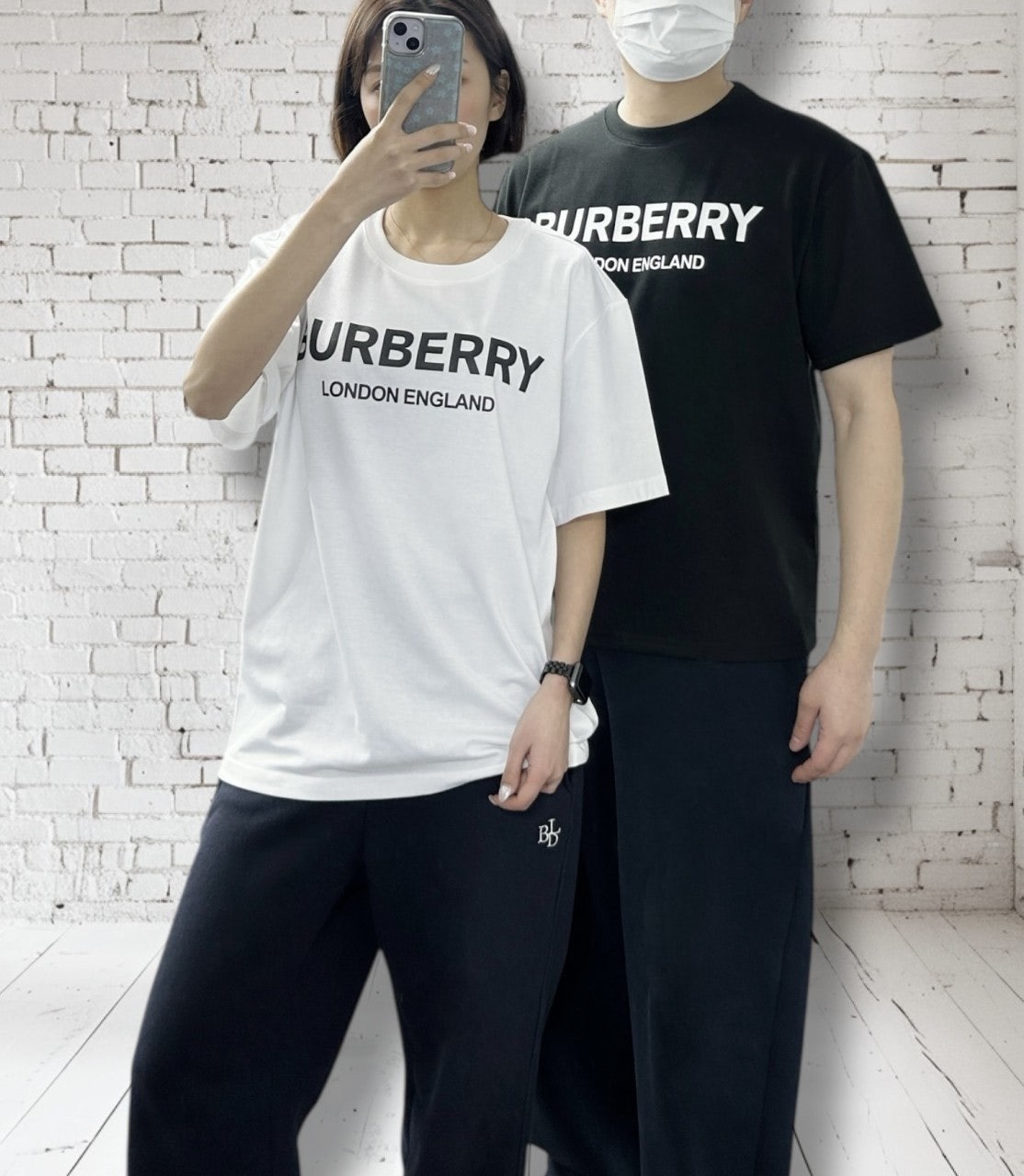 버버리 프린트 로고 반팔