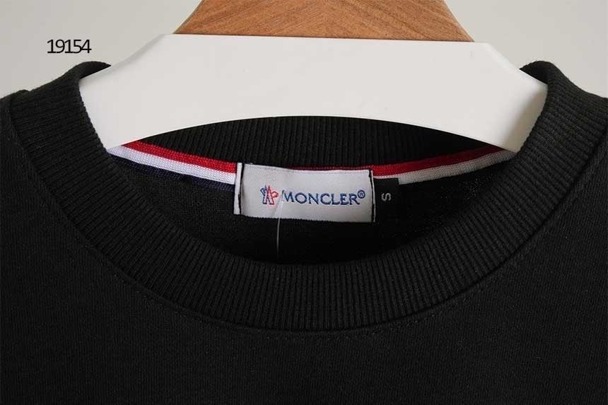 몽클 맨투맨 세트