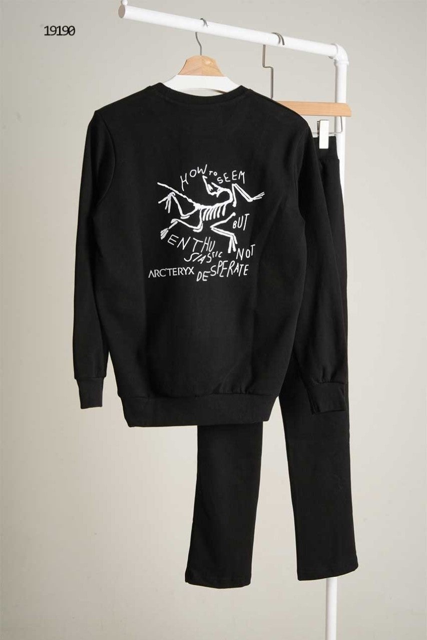 아크 맨투맨 일자세트