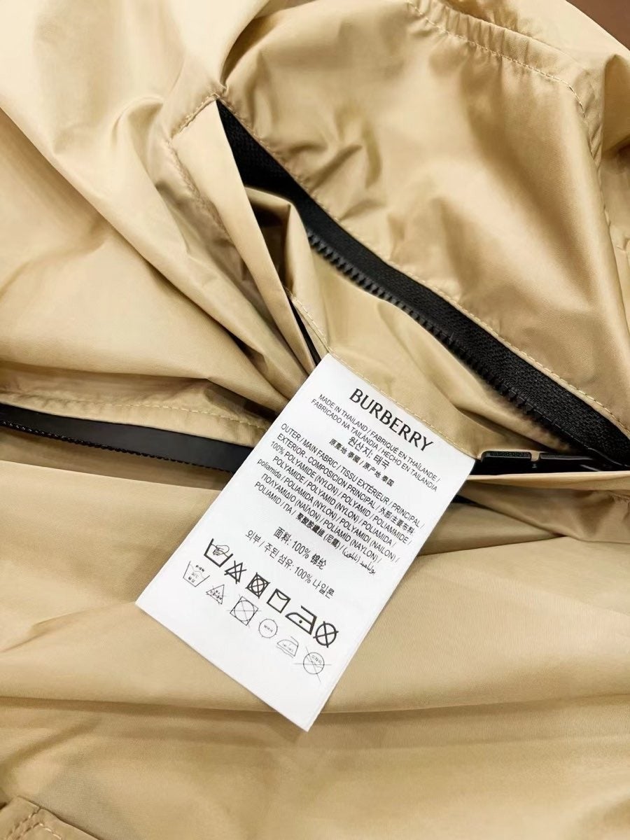 버버리 여성 스탬프 나이론 재킷