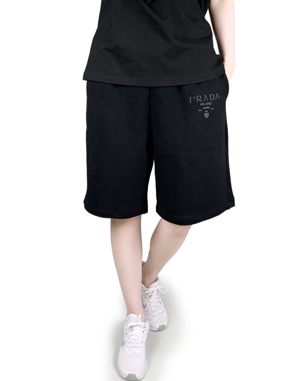 프라다 반팔 반바지 세트-