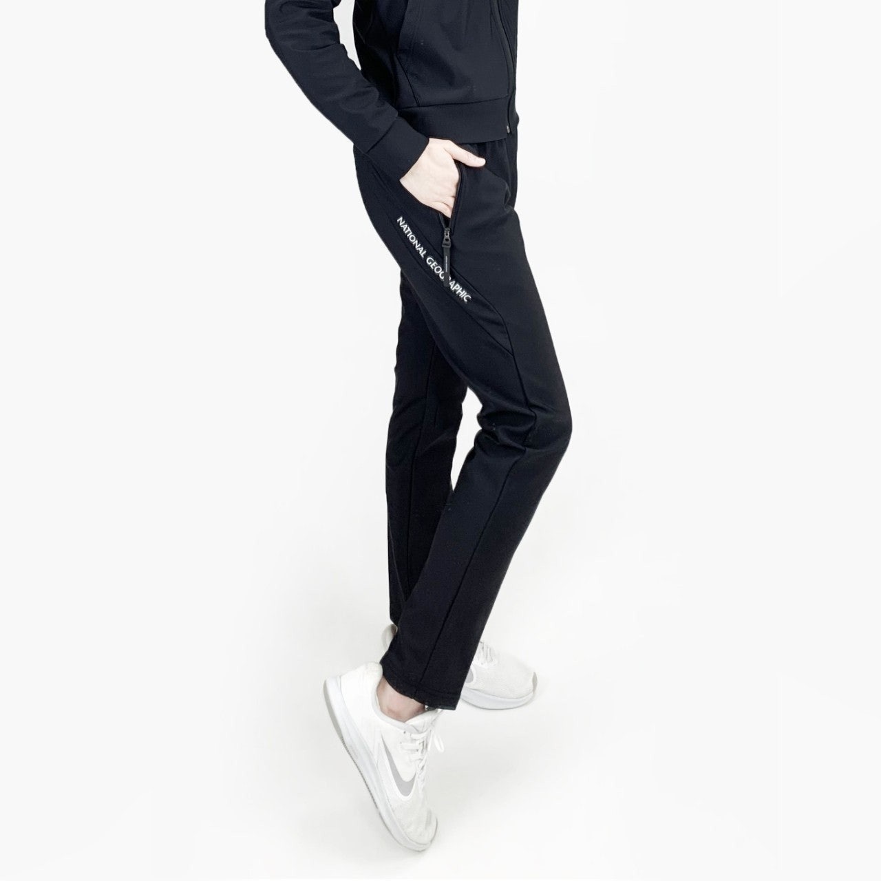 내셔 와펜 이니셜로고 집업세트-