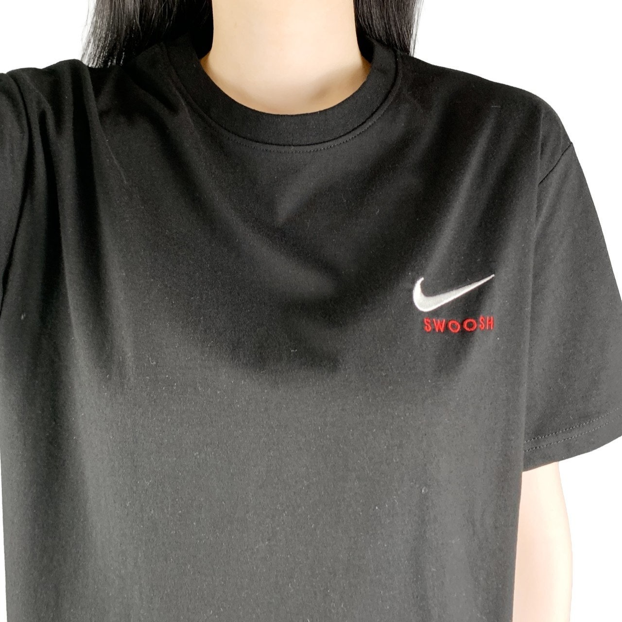 나키 스우시 반팔-