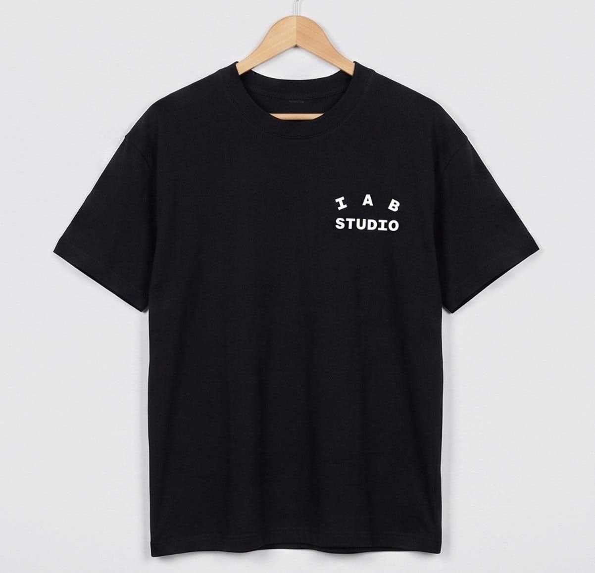 아이앱 스튜디오 베이직 로고 반팔-