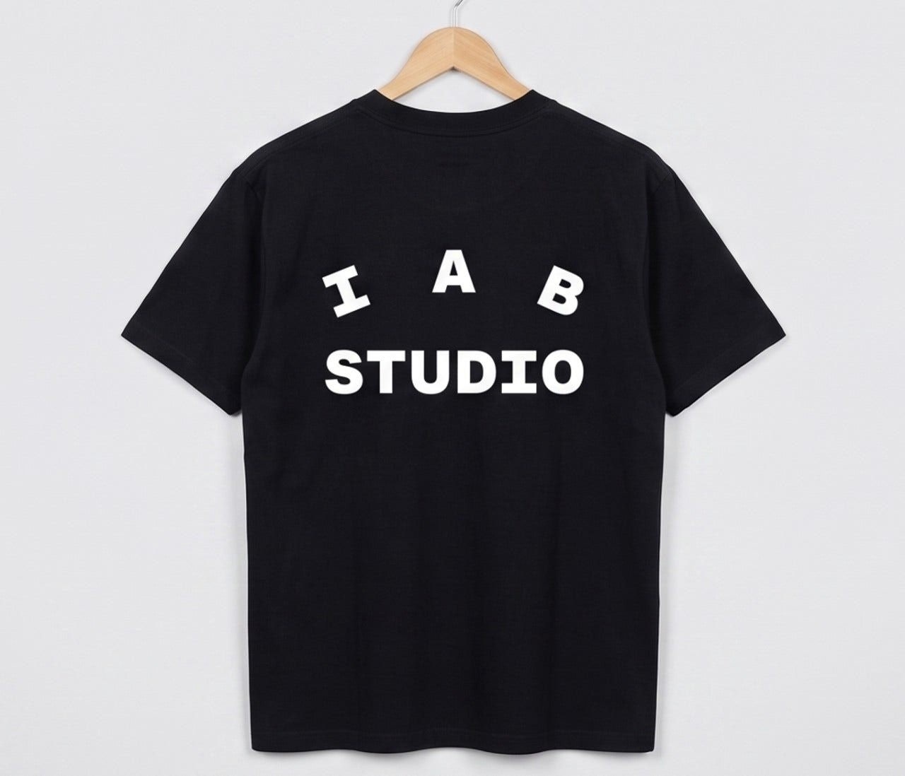 아이앱 스튜디오 베이직 로고 반팔-