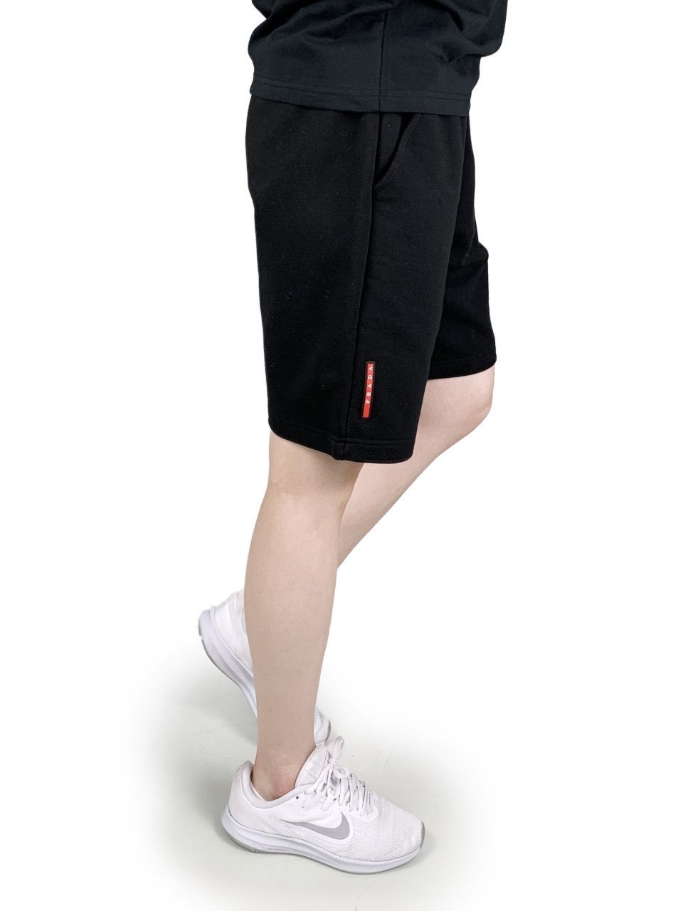 프라다 삼각로고 코튼 반바지-