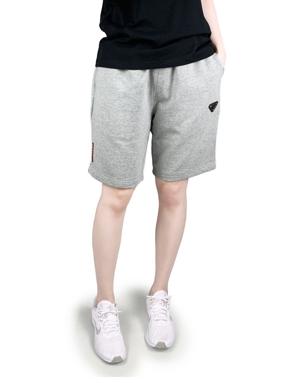 프라다 삼각로고 코튼 반바지-