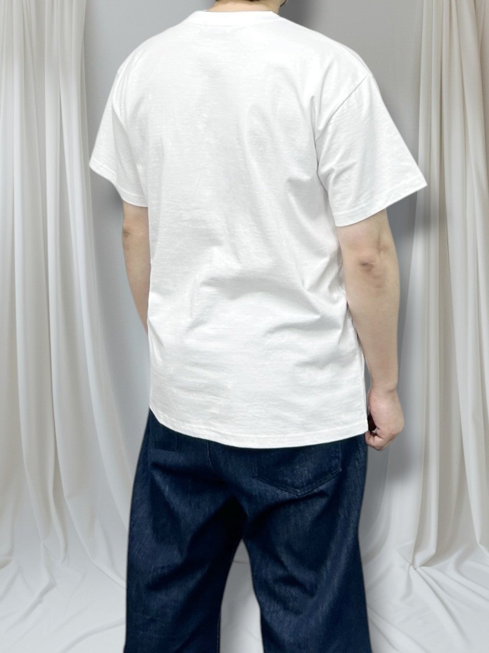 APC 스티치 자수 반팔-