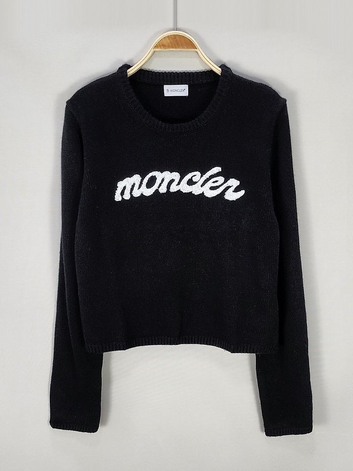 몽클 니트